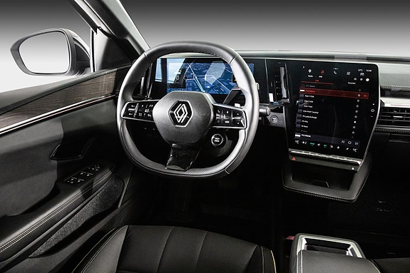 Renault Megane E-Tech 22 of 26