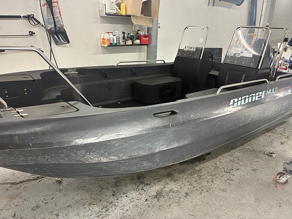Pioner Multi med Yamaha F80 4 of 12