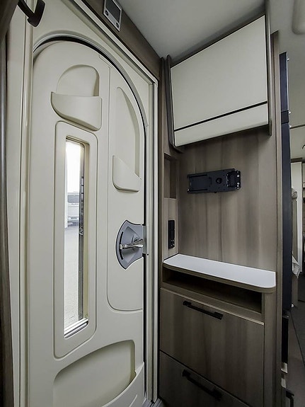 KABE Estate 560 GLE KS 12 of 19