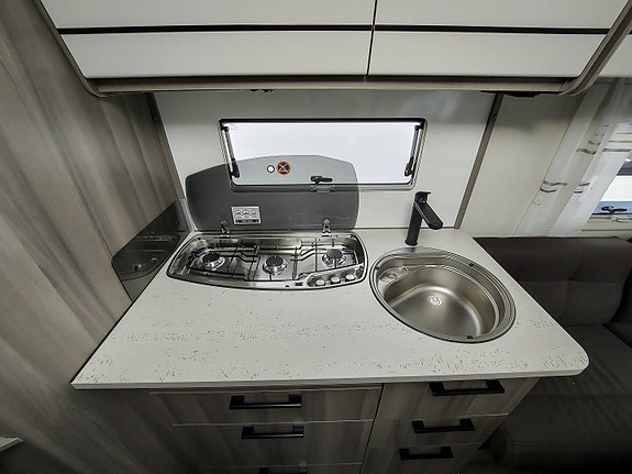 KABE Estate 560 GLE KS 13 of 19