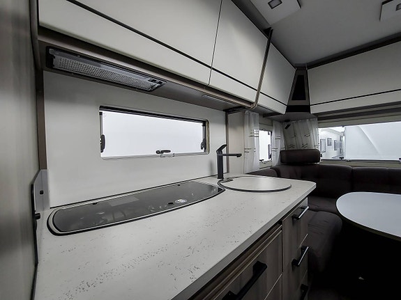 KABE Estate 560 GLE KS 14 of 19