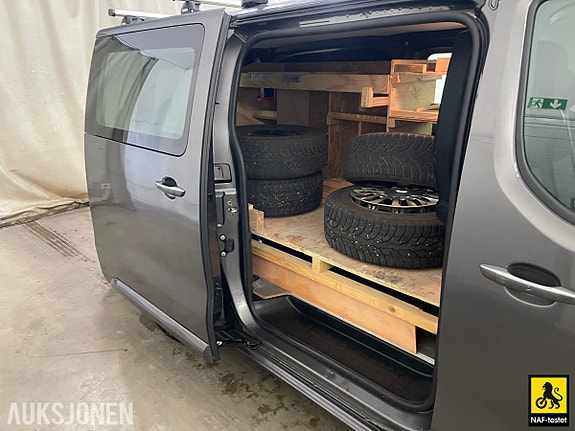 Toyota Proace 25 of 30