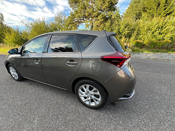 Toyota Auris 11 of 20
