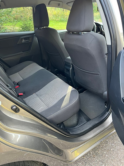 Toyota Auris 19 of 20