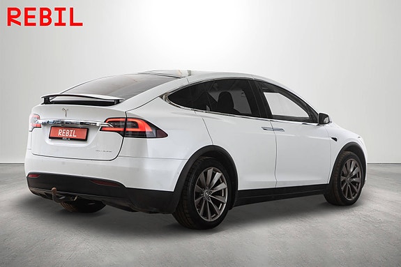 Tesla Model X 9 of 30
