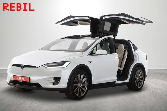 Tesla Model X 4 of 30