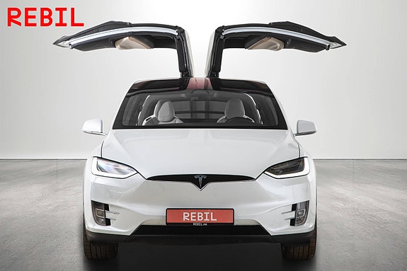 Tesla Model X 6 of 30