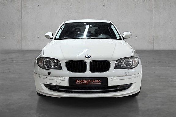 BMW 116d 2 of 30