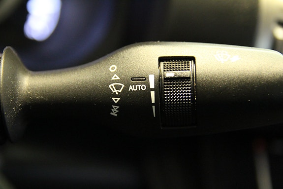 Lexus IS300h 21 of 30