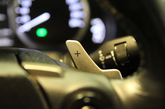 Lexus IS300h 22 of 30