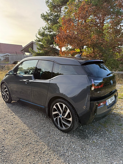BMW i3 7 of 24