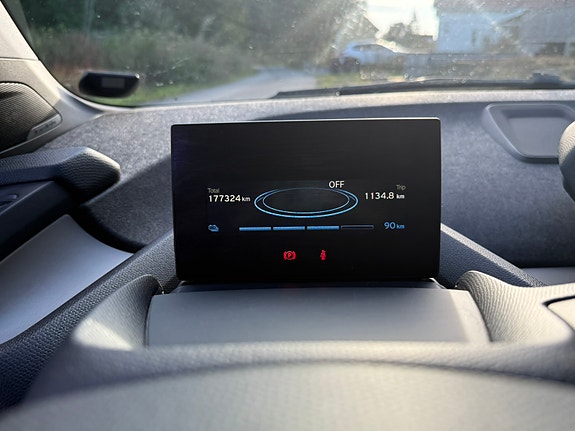 BMW i3 20 of 24