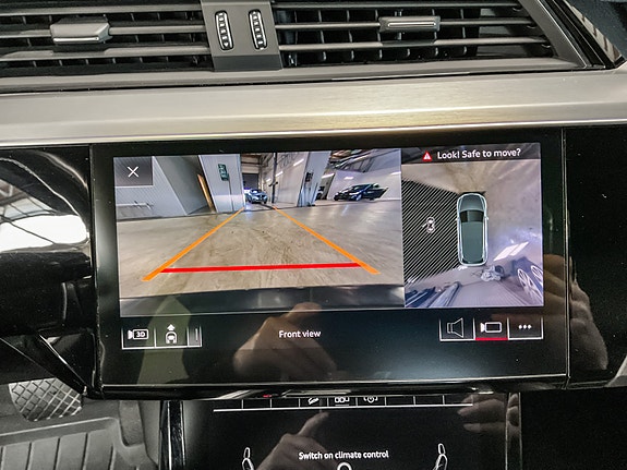 Audi e-tron 18 of 30