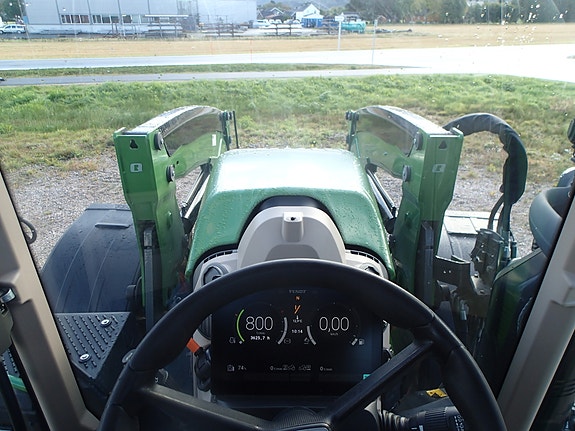Fendt 724 Gen6 11 of 30
