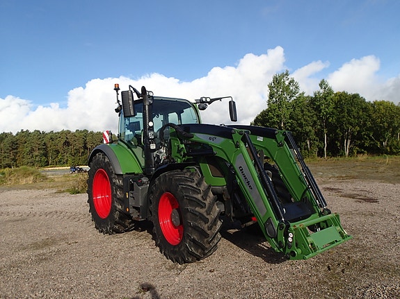 Fendt 724 Gen6 7 of 30
