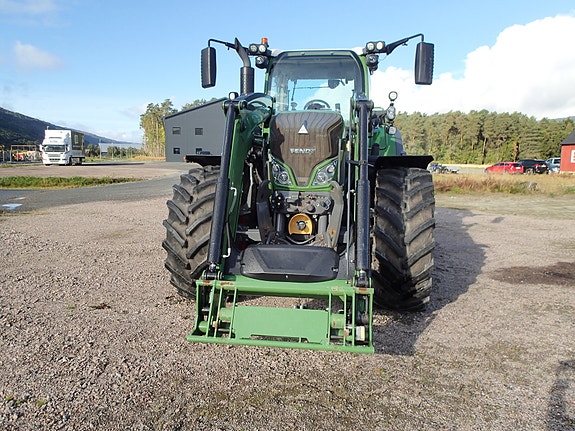 Fendt 724 Gen6 6 of 30