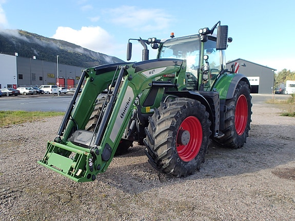 Fendt 724 Gen6 4 of 30