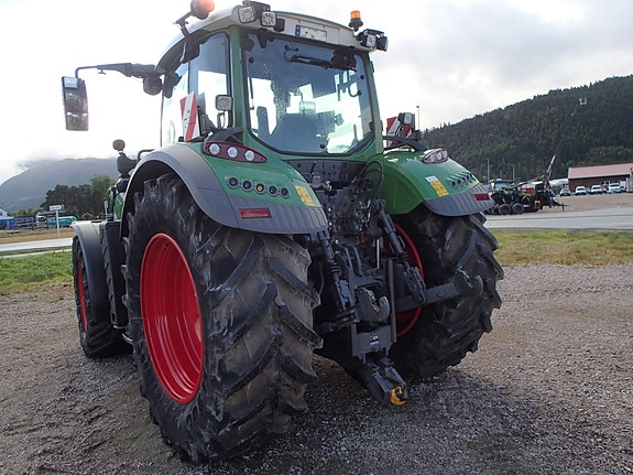 Fendt 724 Gen6 19 of 30