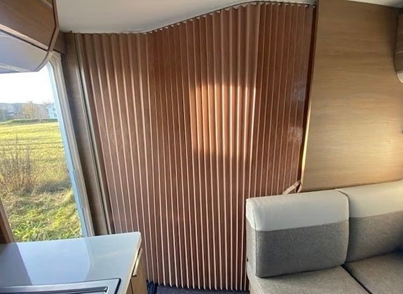 Adria Adora 613pk 14 of 18