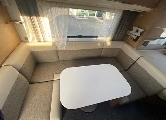 Adria Adora 613pk 3 of 18