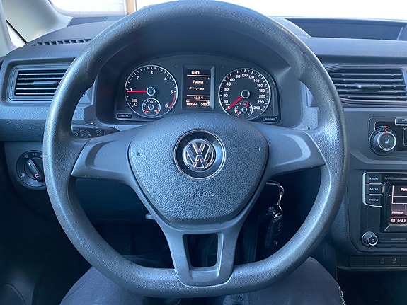 Volkswagen Caddy Maxi 16 of 22