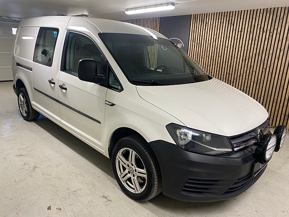 Volkswagen Caddy Maxi 10 of 22
