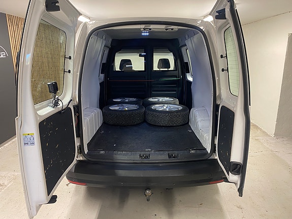 Volkswagen Caddy Maxi 15 of 22