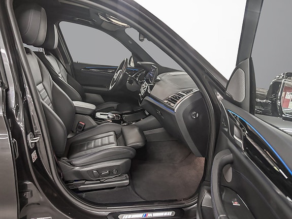 BMW iX3 17 of 26