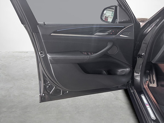 BMW iX3 9 of 26