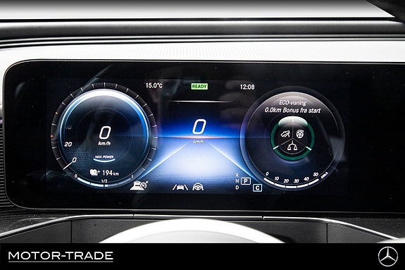 Mercedes-Benz EQC400 14 of 28