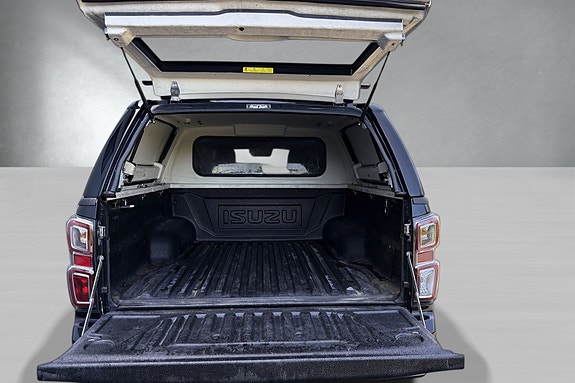 Isuzu D-max 12 of 17
