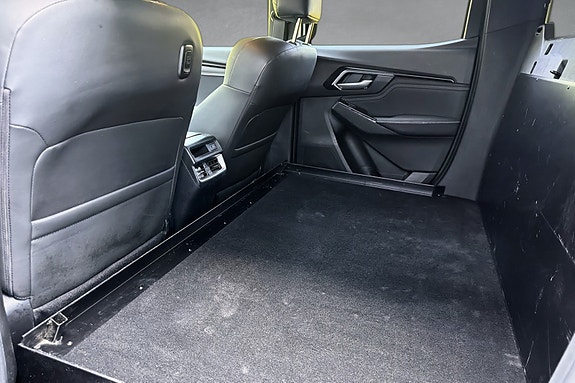 Isuzu D-max 16 of 17