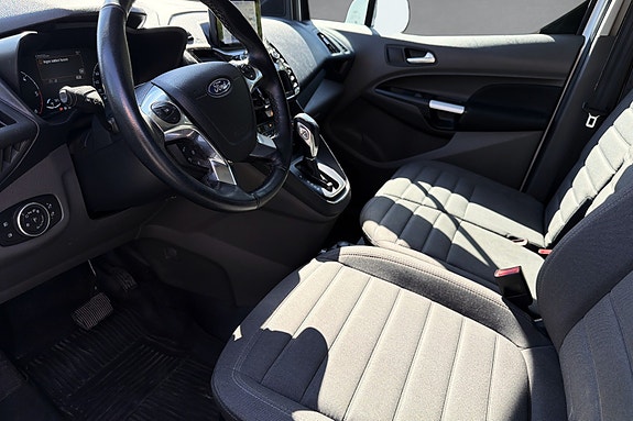 Ford Transit Connect 8 of 16