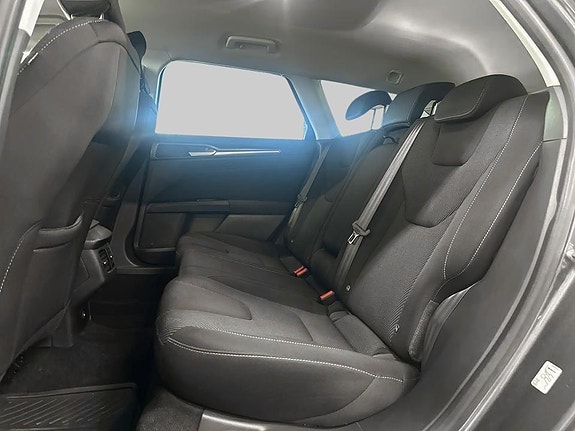 Ford Mondeo 20 of 22