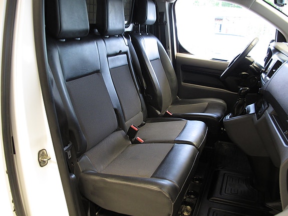Toyota Proace 8 of 9