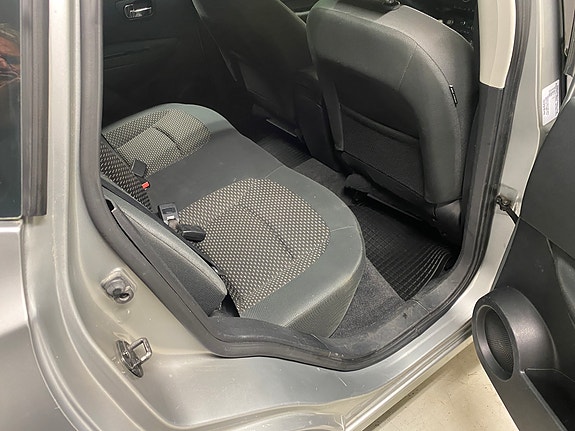 Nissan Qashqai 14 of 25