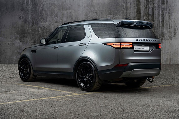 Land Rover Discovery 5 6 of 29