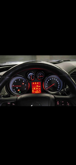 Opel Insignia 21 of 29