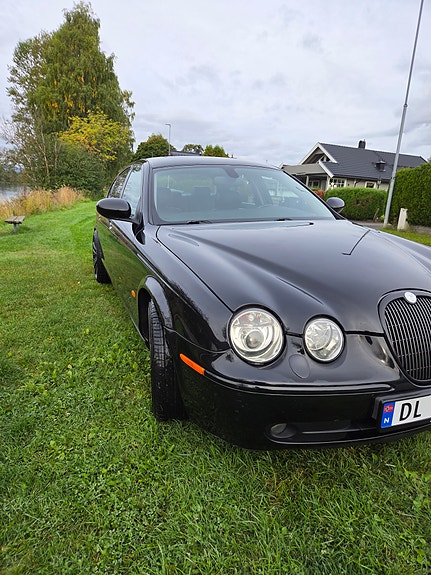 Jaguar S-TYPE 4 of 19