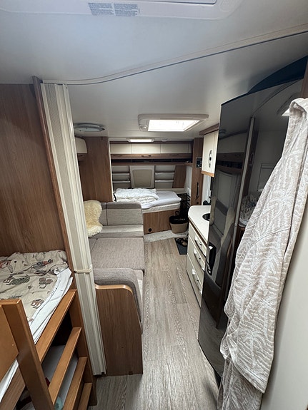 Hobby 545 KMF De Luxe 14 of 17
