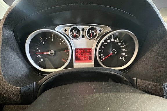Ford Kuga 24 of 30
