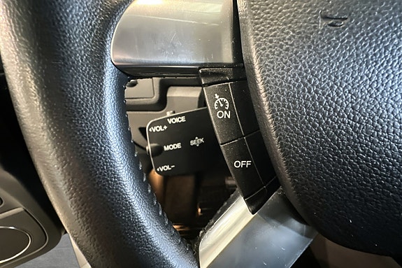 Ford Kuga 17 of 30