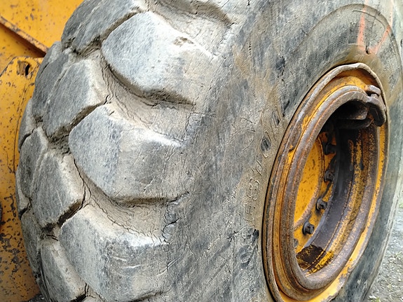 Moxy MT31 Dumper 6X6 11 of 17