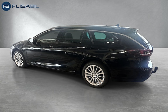 Opel Insignia 4 of 30