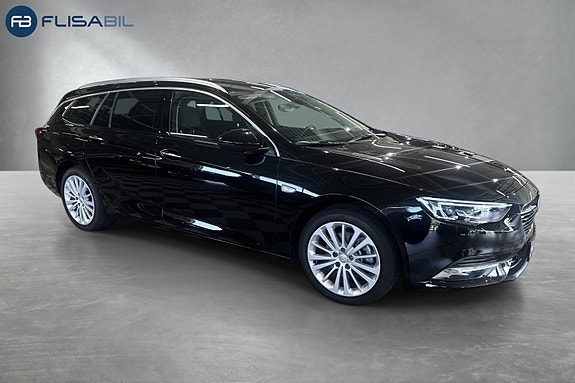 Opel Insignia 10 of 30