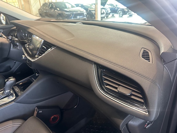 Opel Insignia 23 of 30