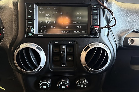 Jeep Wrangler 30 of 30