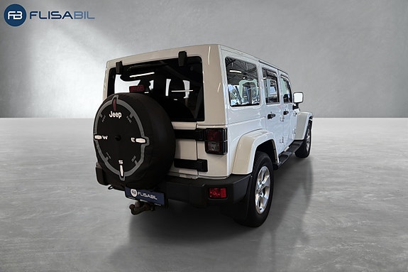 Jeep Wrangler 8 of 30