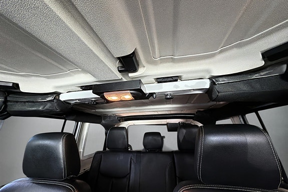 Jeep Wrangler 20 of 30