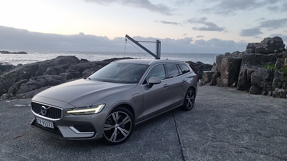 Volvo V60 3 of 15